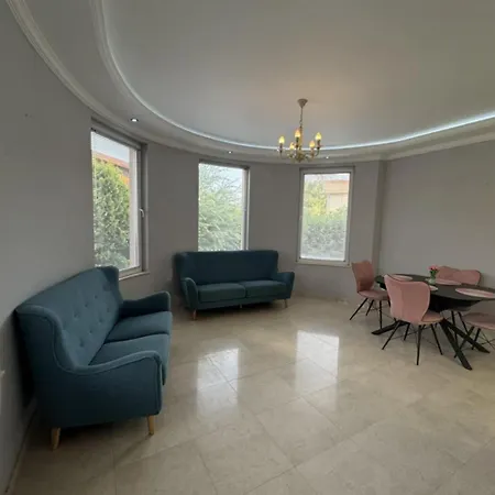 Comfy Apartament Warna